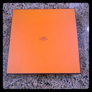 Hermès.🔥 empty gift box.